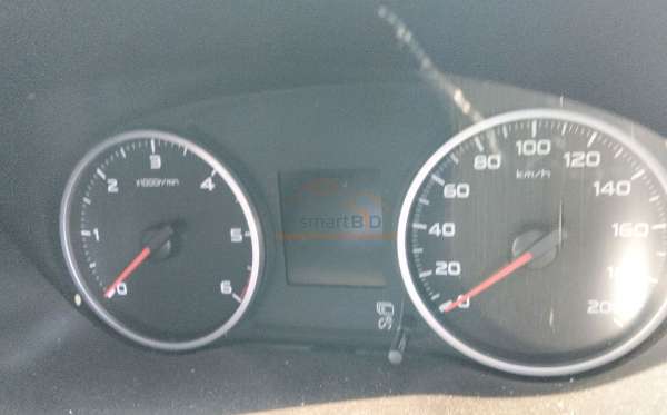 MITSUBISHI PAJERO SPORT 2.5L EXCEED (4X2)