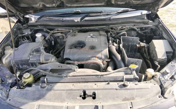 MITSUBISHI PAJERO SPORT 2.5L EXCEED (4X2)
