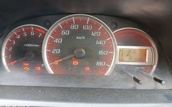 TOYOTA  AVANZA  1.3 G