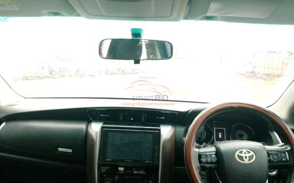 TOYOTA FORTUNER 2.4 VRZ