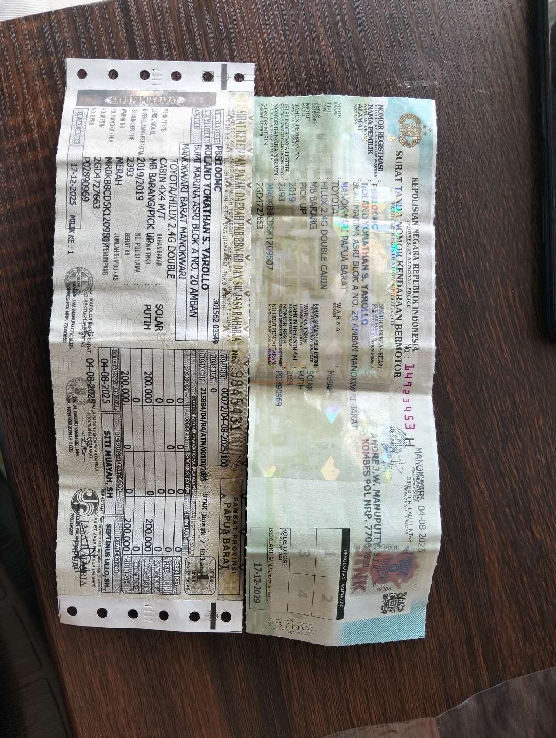 TOYOTA HILUX 2.4G DC 4X4