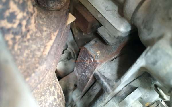 TOYOTA HILUX 2.4G DC 4X4