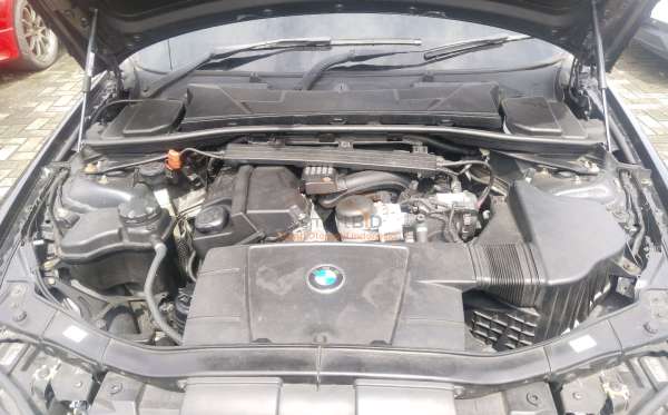 BMW 320I AT E90 CKD
