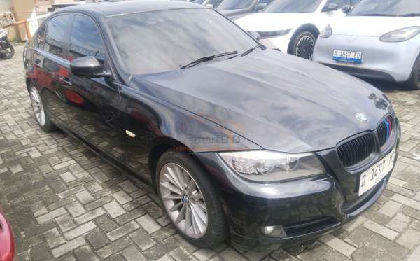 BMW 320I AT E90 CKD