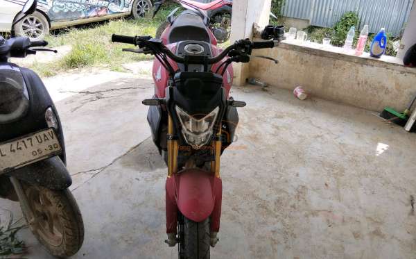 HONDA CB 150 R STREET FIRE SE