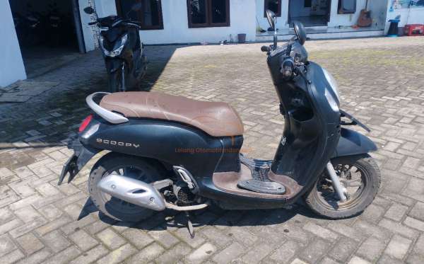 HONDA SCOOPY