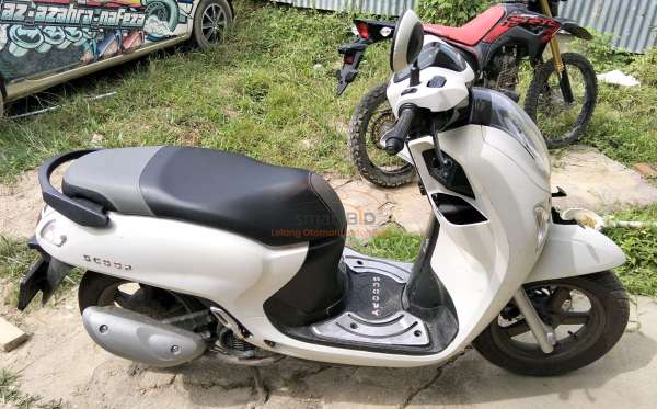 HONDA SCOOPY PRESTIGE