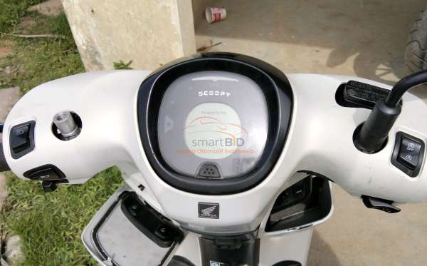 HONDA SCOOPY PRESTIGE