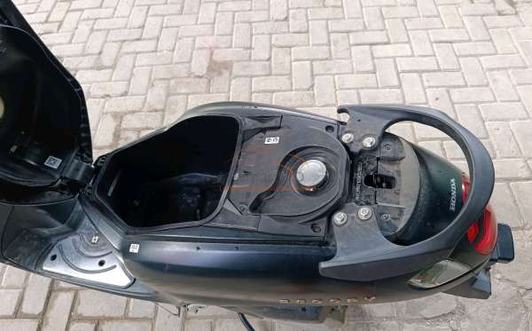 HONDA SCOOPY PRESTIGE