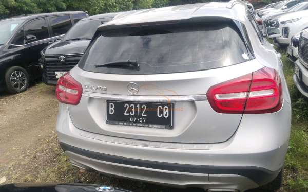 MERCEDES BENZ GLA 200 GA