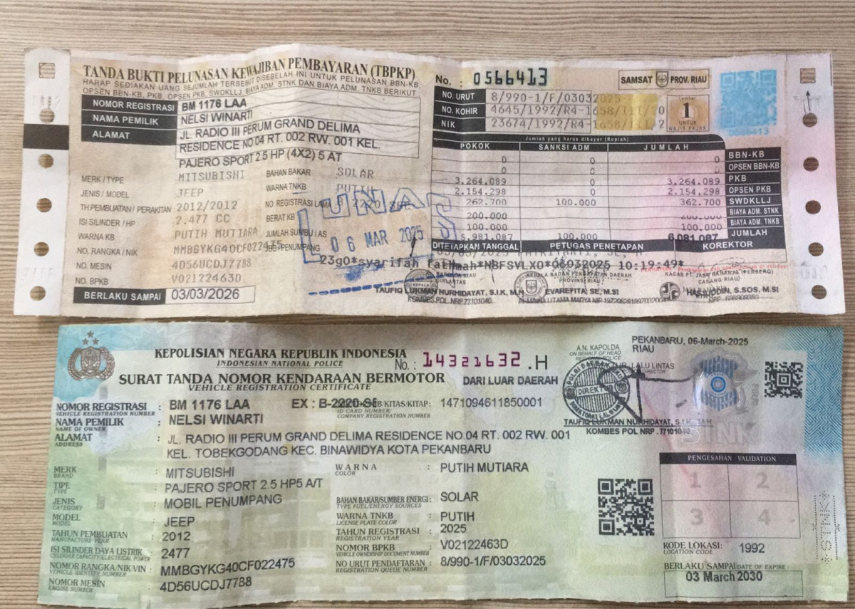 MITSUBISHI PAJERO SPORT DAKAR