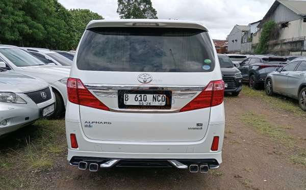 TOYOTA ALPHARD 2.4