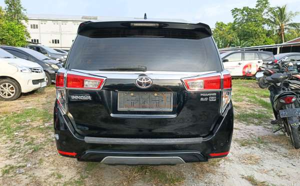 TOYOTA  INNOVA  2.0 Q