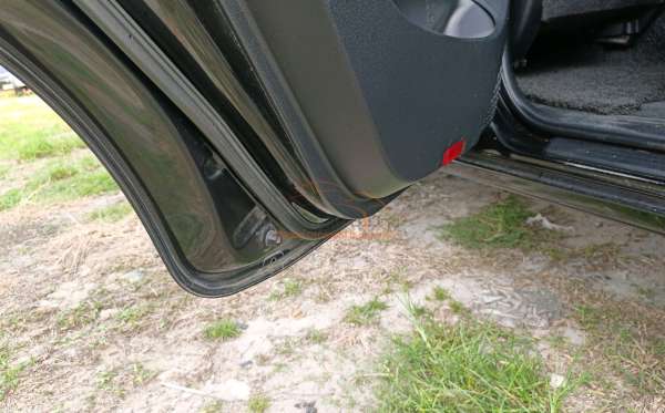 TOYOTA  INNOVA  2.0 Q