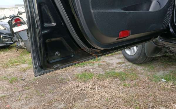 TOYOTA  INNOVA  2.0 Q