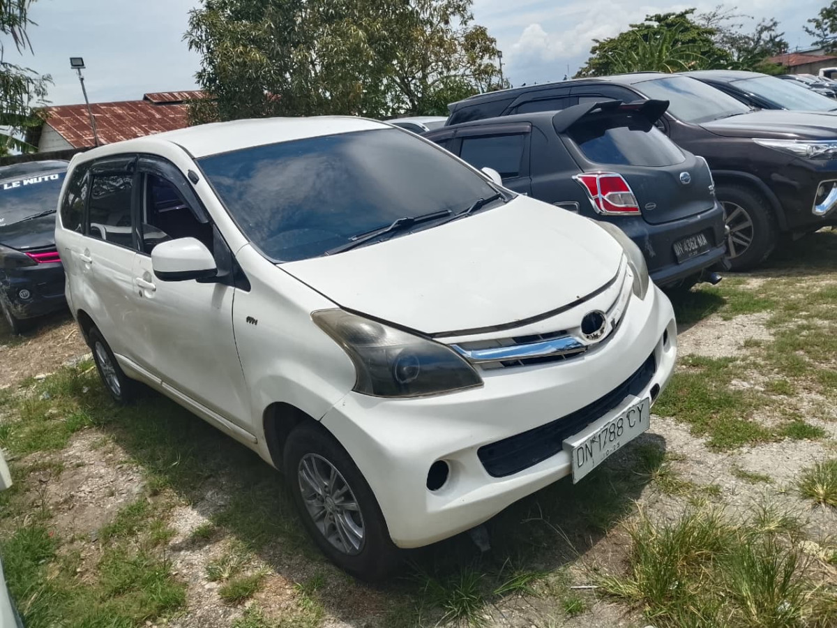 TOYOTA AVANZA 1.3 G