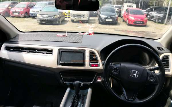 HONDA HRV RU5 1.8 RS