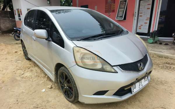 HONDA JAZZ GE8 1.5 E