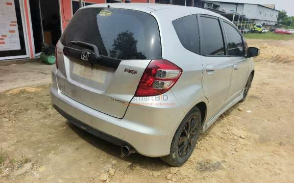 HONDA JAZZ GE8 1.5 E