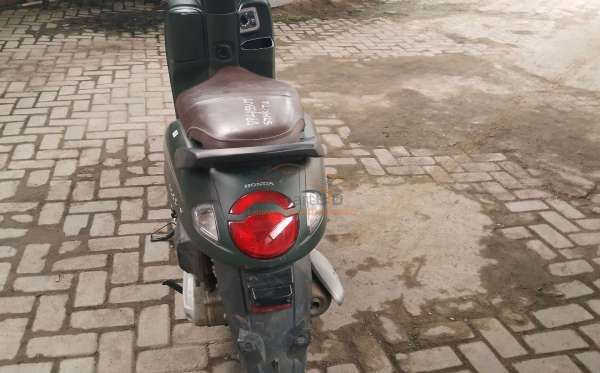 HONDA SCOOPY PRESTIGE