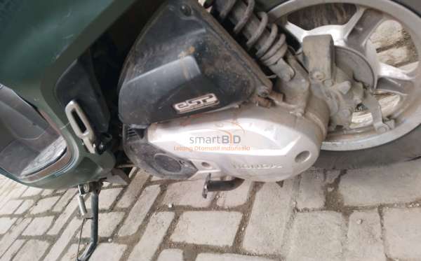 HONDA SCOOPY PRESTIGE