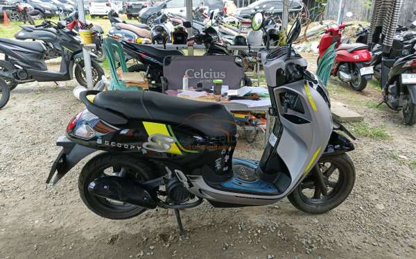 HONDA  SCOOPY