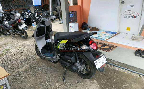 HONDA  SCOOPY
