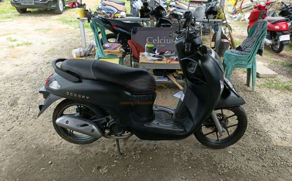 HONDA SCOOPY