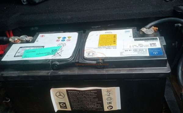 MERCEDES BENZ E 240 ELEGANCE CKD A