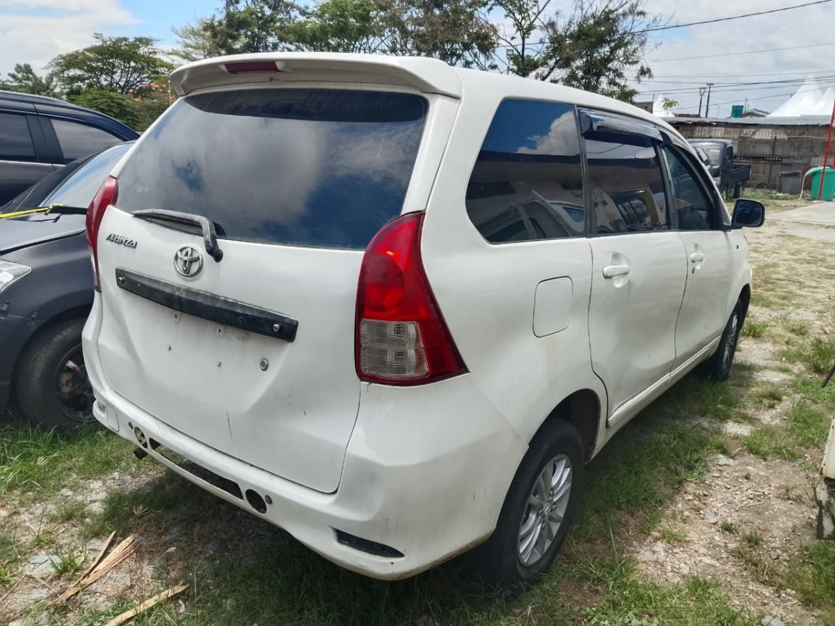 TOYOTA AVANZA 1.3 G