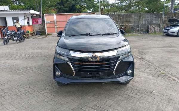 TOYOTA  AVANZA  1.3 G