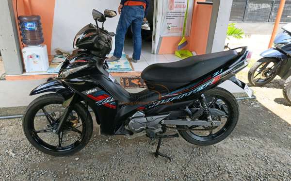 YAMAHA JUPITER Z1