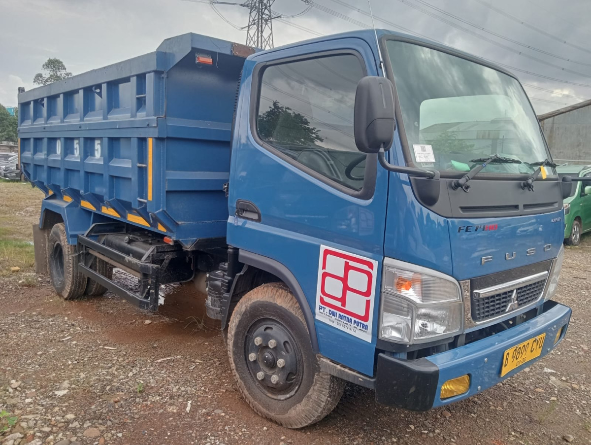 MITSUBISHI CANTER FE 74