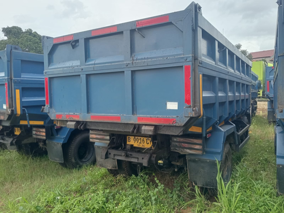 MITSUBISHI CANTER FE 74