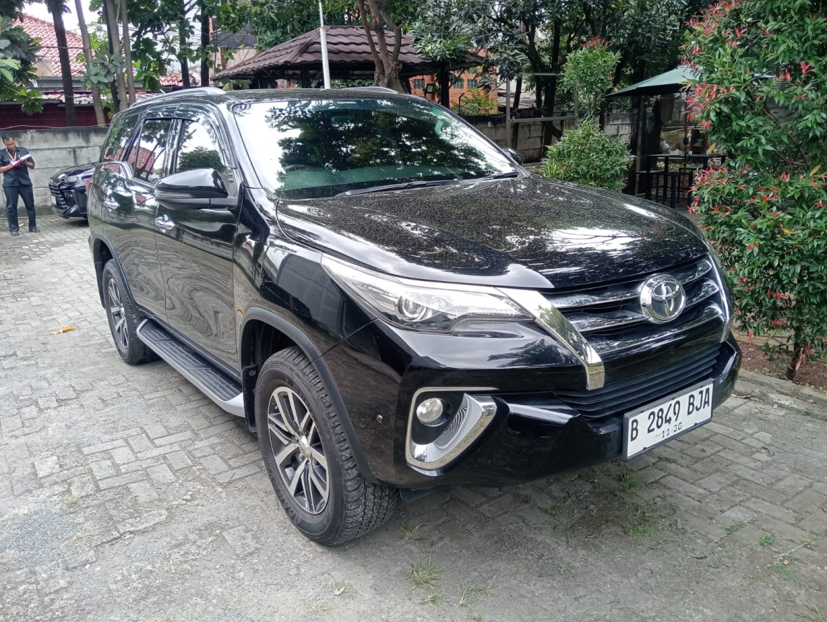 TOYOTA FORTUNER