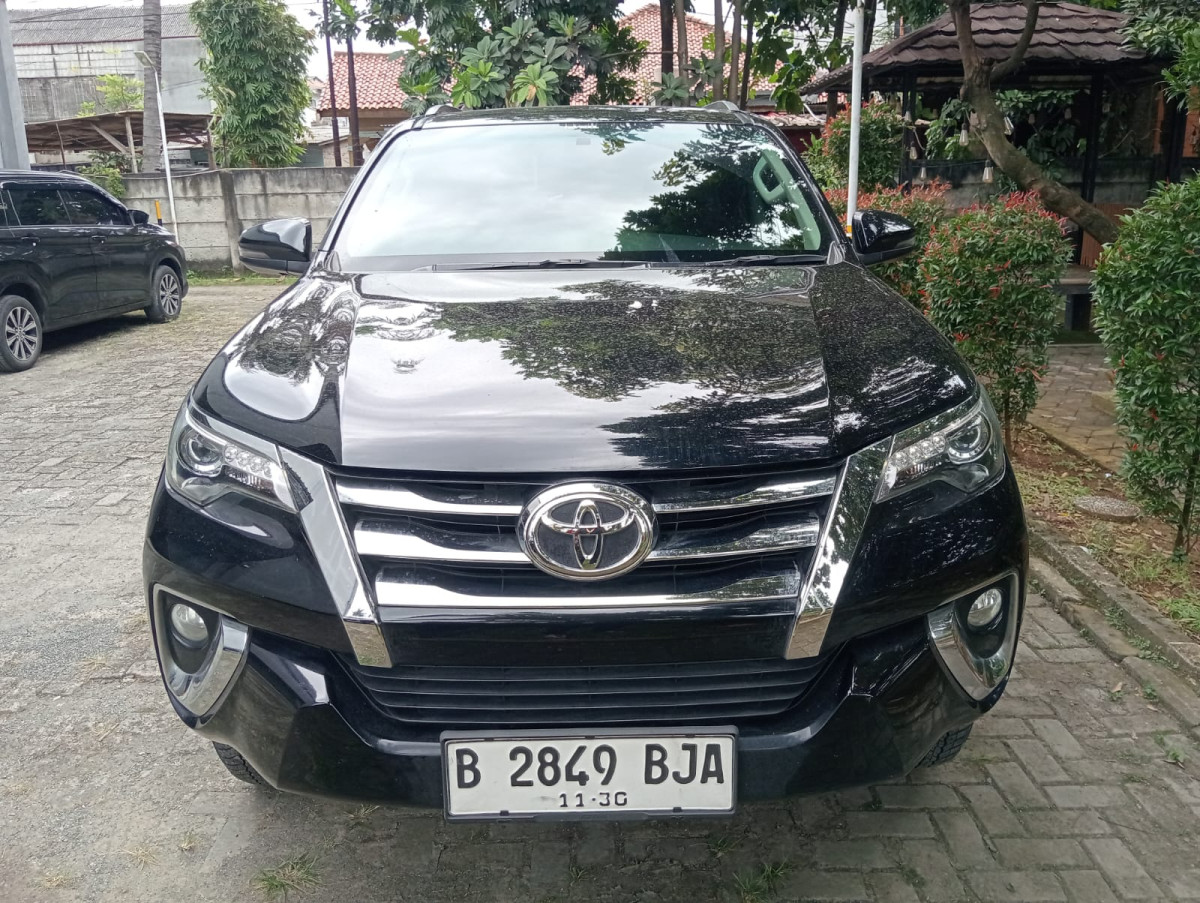 TOYOTA FORTUNER