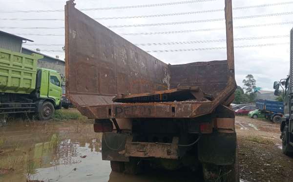 MITSUBISHI FN 527 MS (6x4) M/T