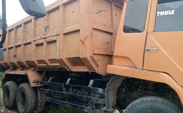 MITSUBISHI FN 527 MS (6x4) M/T