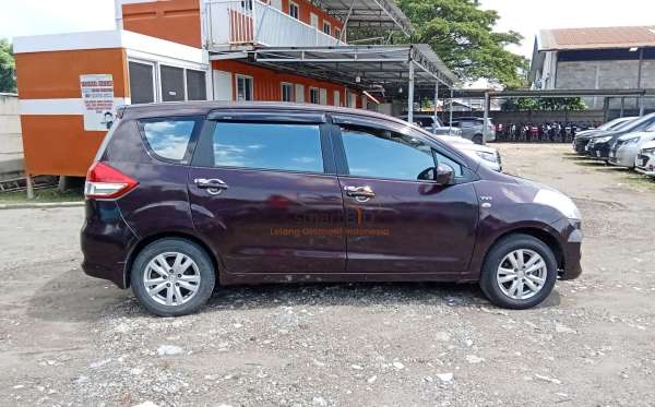 SUZUKI  ERTIGA