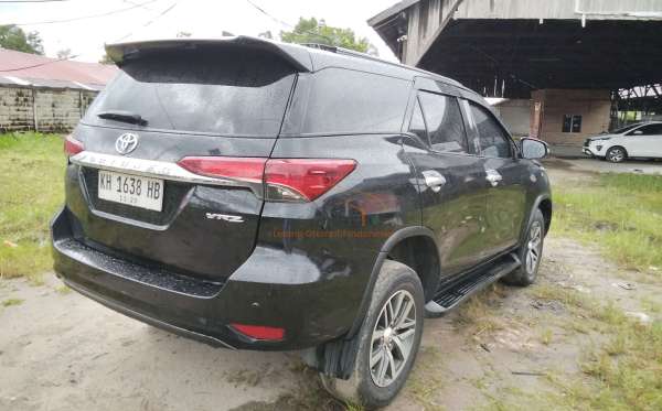 TOYOTA FORTUNER