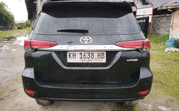 TOYOTA FORTUNER