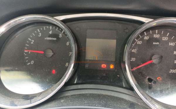 WULING CONFERO 1.5 (4X2)