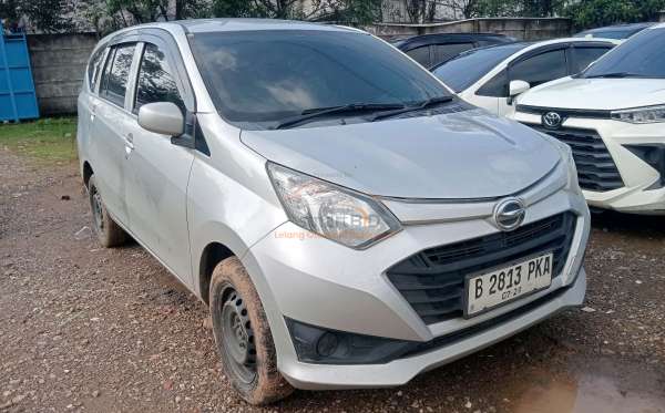 DAIHATSU SIGRA 1.2 X