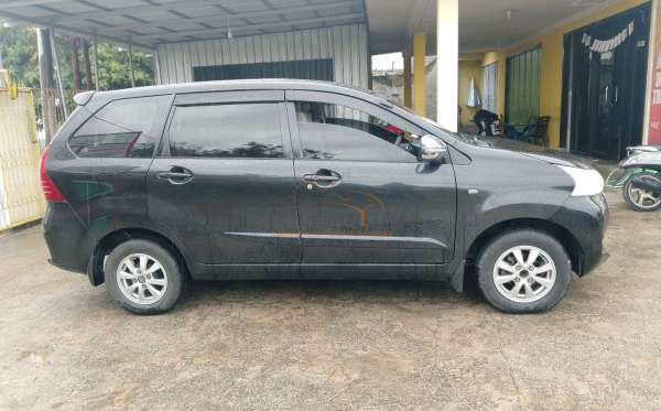 TOYOTA AVANZA 1.3 G