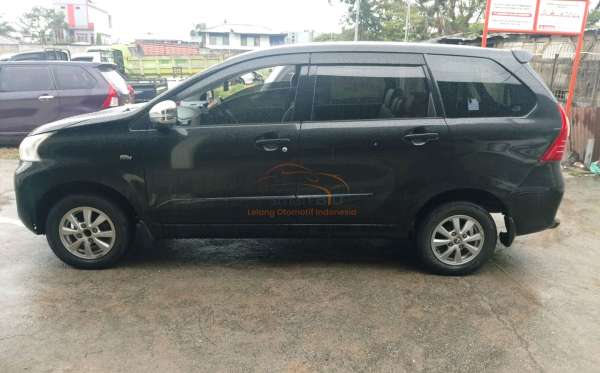 TOYOTA AVANZA 1.3 G