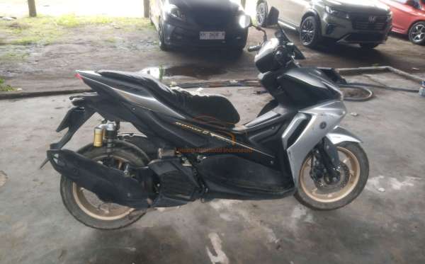 YAMAHA AEROX 155 ABS