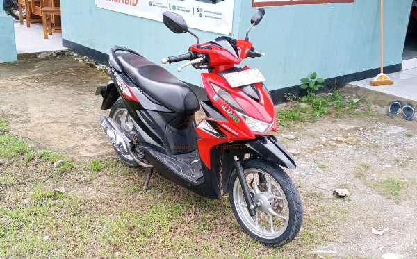 HONDA  BEAT