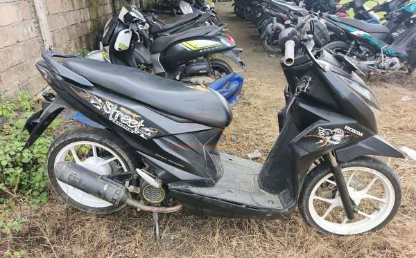 HONDA BEAT STREET