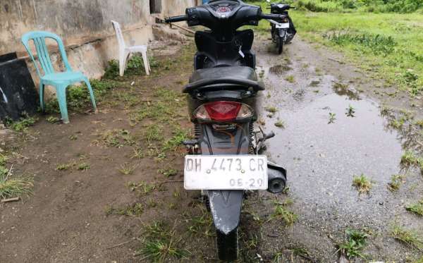 HONDA  REVO