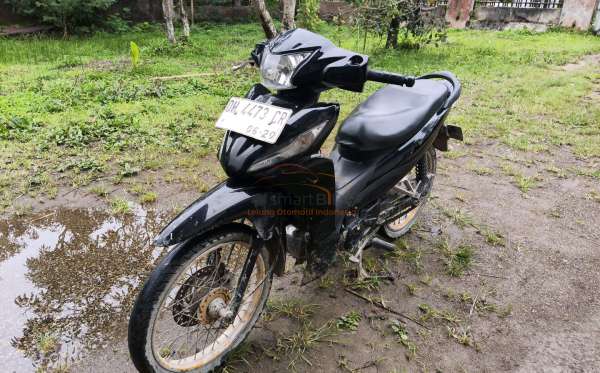 HONDA  REVO